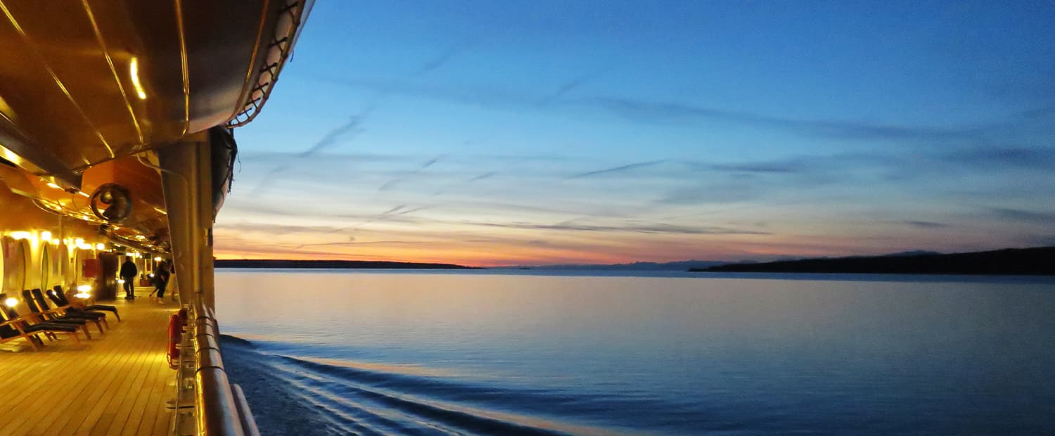 Cruise sunset